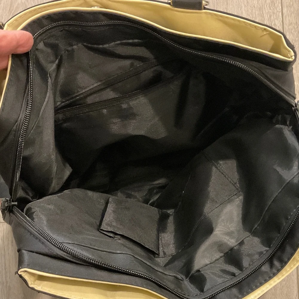 PRIMA black tote
